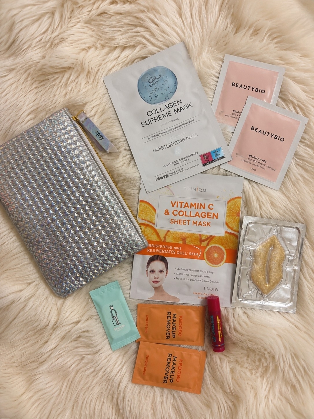 Brightening Eye Mask & Skincare Set in Peach and Silver
